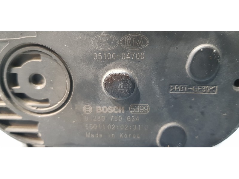 Recambio de caja mariposa para hyundai i20 classic referencia OEM IAM 3510004700  