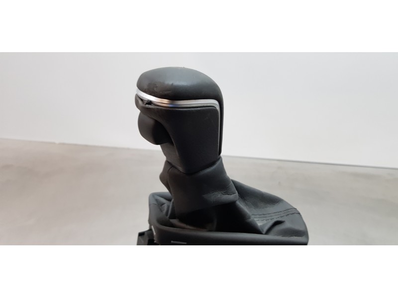 Recambio de palanca cambio para toyota corolla (e21) hybrid active referencia OEM IAM 33560F4050 3597002080C0 