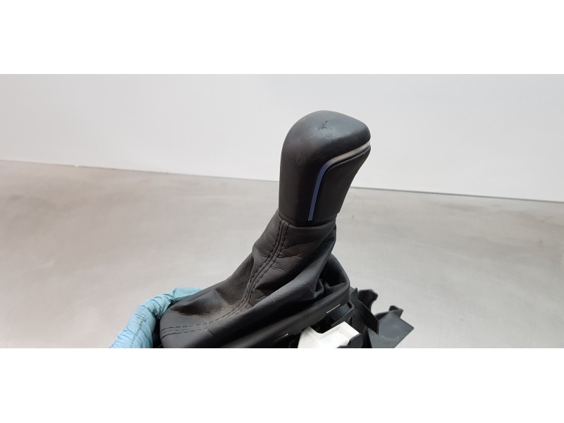 Recambio de palanca cambio para toyota corolla (e21) hybrid active referencia OEM IAM 33560F4050 3597002080C0 