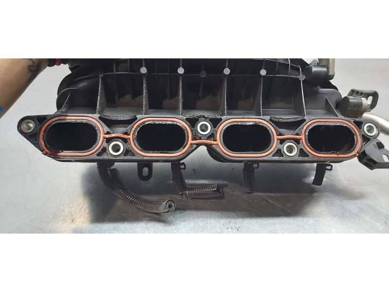 Recambio de colector admision para toyota auris touring sports (e18) hybrid active referencia OEM IAM 1712037054   Recambio de colector admision para toyota auris touring sports (e18) hybrid active referencia OEM IAM 1712037054