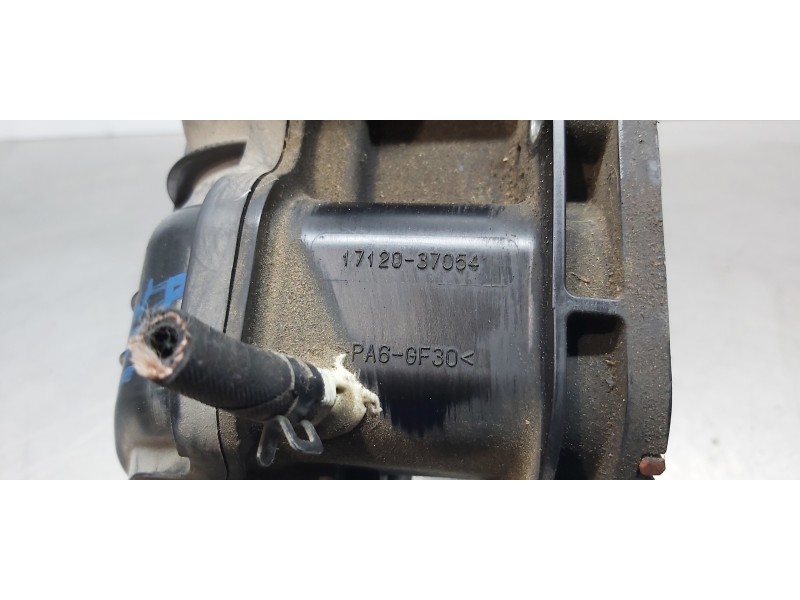 Recambio de colector admision para toyota auris touring sports (e18) hybrid active referencia OEM IAM 1712037054  