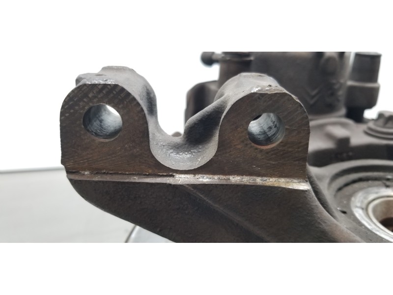 Recambio de mangueta delantera izquierda para peugeot partner kombi access referencia OEM IAM 364696  