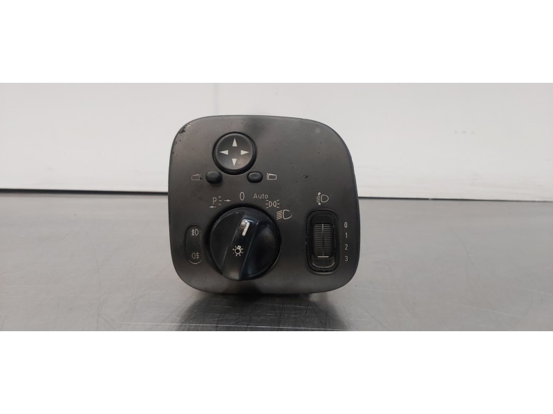 Recambio de mando luces para mercedes clase c (w203) berlina 220 cdi (203.006) referencia OEM IAM A2035450604  