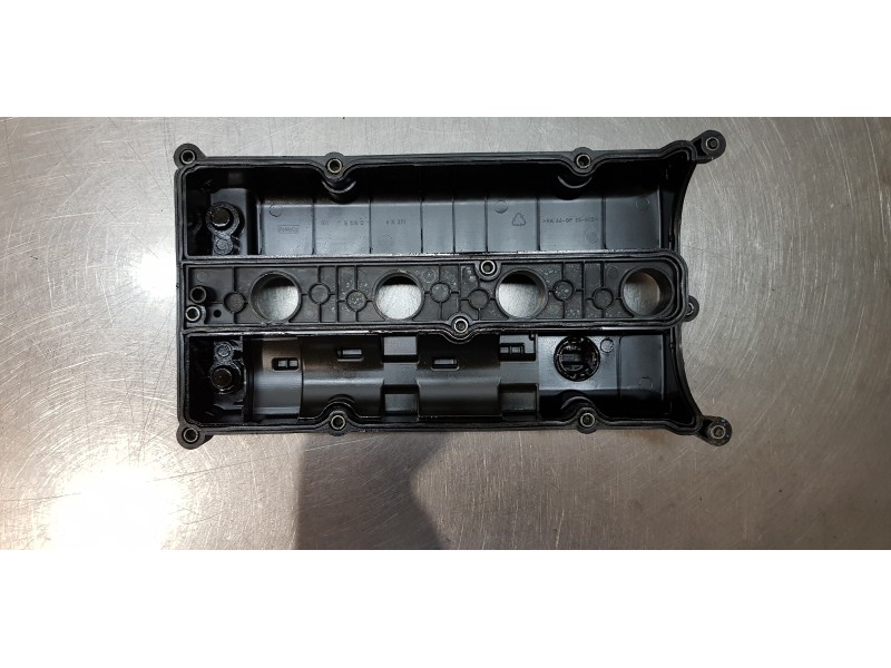Recambio de tapa balancines para ford fiesta (cb1) ghia referencia OEM IAM 4M5G6M293CL  