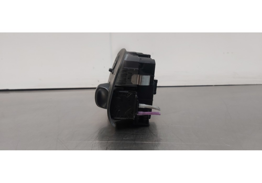 Recambio de mando luces para mercedes clase c (w203) berlina 220 cdi (203.006) referencia OEM IAM A2035450604  