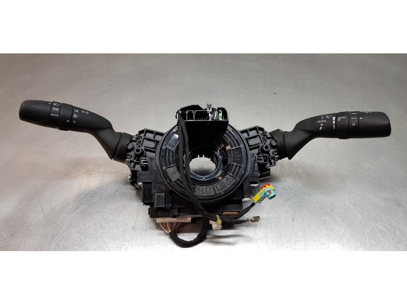 Recambio de anillo airbag para toyota corolla (e21) hybrid active referencia OEM IAM 8430802080 8431902010 