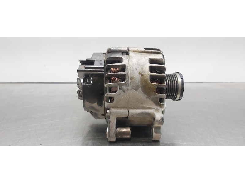 Recambio de alternador para volkswagen golf vi (5k1) sport referencia OEM IAM 03C903025D  