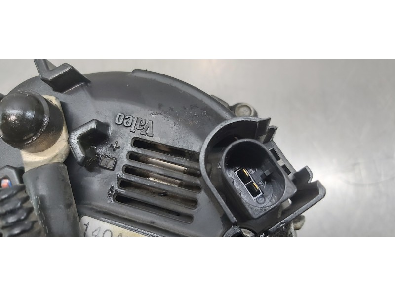 Recambio de alternador para volkswagen golf vi (5k1) sport referencia OEM IAM 03C903025D  