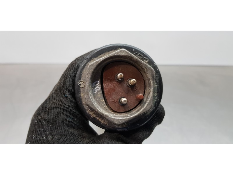 Recambio de aforador para mercedes clase s (w126) berlina+coupe se 300 referencia OEM IAM A1265420104  