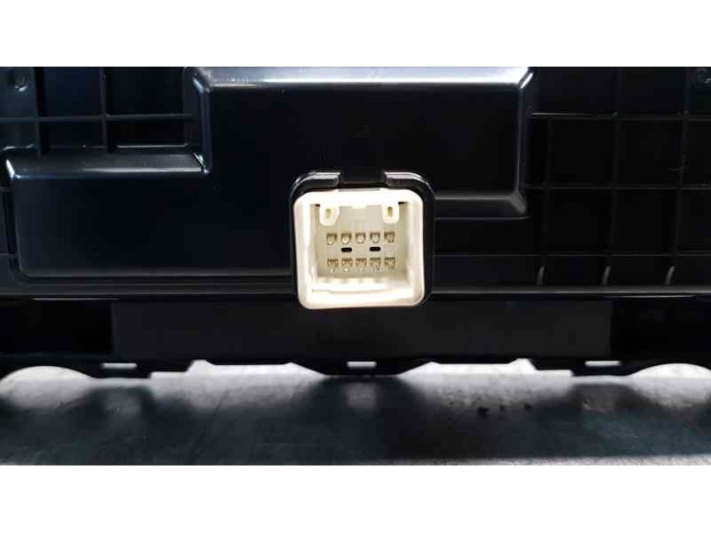 Recambio de mando climatizador para toyota auris active referencia OEM IAM 5590002321  