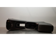 Recambio de apoyabrazos central para toyota corolla (e21) hybrid active referencia OEM IAM 5890502E70C4 5891002810C4  2