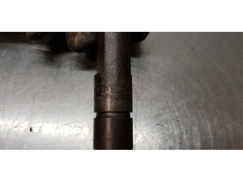 Recambio de inyector para seat ibiza (6l1) stella referencia OEM IAM 028130203F  