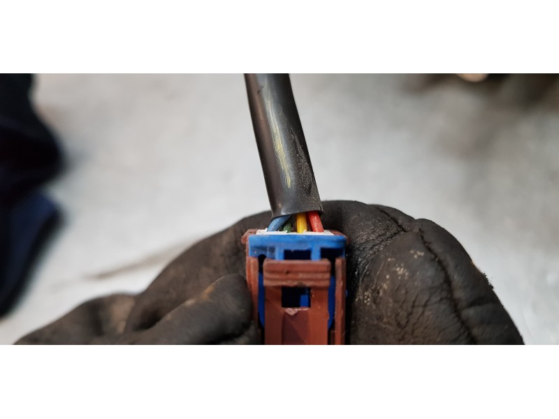 Recambio de columna direccion para hyundai i20 classic referencia OEM IAM 56310C8100  