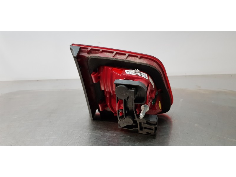 Recambio de piloto trasero derecho interior para citroen c5 berlina exclusive referencia OEM IAM 9687582980   Recambio de piloto trasero derecho interior para citroen c5 berlina exclusive referencia OEM IAM 9687582980