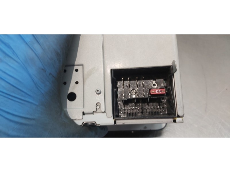 Recambio de sistema audio / radio cd para volkswagen golf vi (5k1) sport referencia OEM IAM 1K0035186AA   Recambio de sistema audio / radio cd para volkswagen golf vi (5k1) sport referencia OEM IAM 1K0035186AA