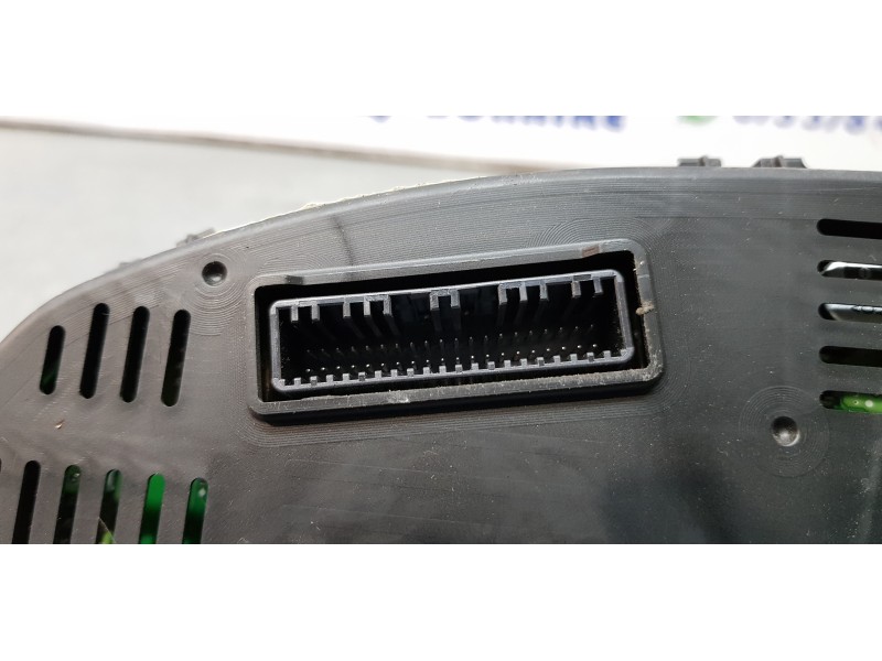 Recambio de cuadro instrumentos para hyundai i20 classic referencia OEM IAM 94003C8012  