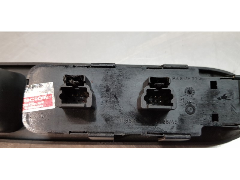 Recambio de mando elevalunas delantero izquierdo para peugeot 307 break / sw (s1) sw pack referencia OEM IAM 96531123XT   Recambio de mando elevalunas delantero izquierdo para peugeot 307 break / sw (s1) sw pack referencia OEM IAM 96531123XT