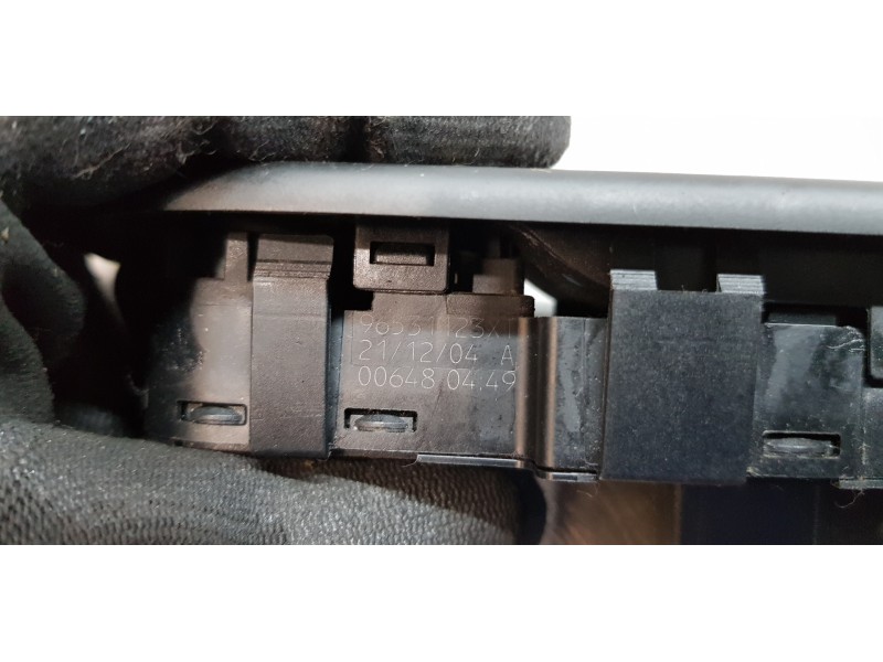 Recambio de mando elevalunas delantero izquierdo para peugeot 307 break / sw (s1) sw pack referencia OEM IAM 96531123XT   Recambio de mando elevalunas delantero izquierdo para peugeot 307 break / sw (s1) sw pack referencia OEM IAM 96531123XT