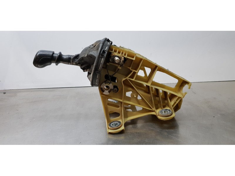 Recambio de palanca cambio para volkswagen t5 transporter/furgoneta caja cerrada referencia OEM IAM 7H0711061   Recambio de palanca cambio para volkswagen t5 transporter/furgoneta caja cerrada referencia OEM IAM 7H0711061