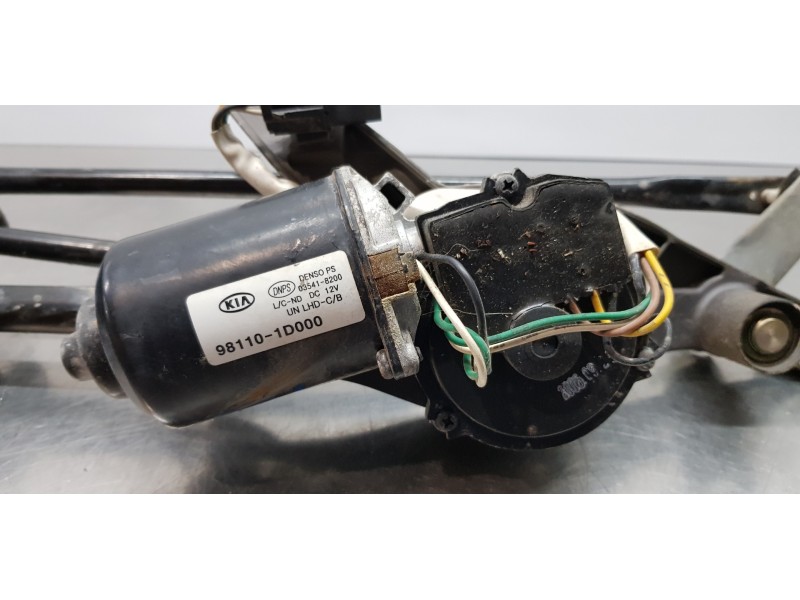 Recambio de motor limpia delantero para kia carens (un) emotion referencia OEM IAM 981101D000   Recambio de motor limpia delantero para kia carens (un) emotion referencia OEM IAM 981101D000