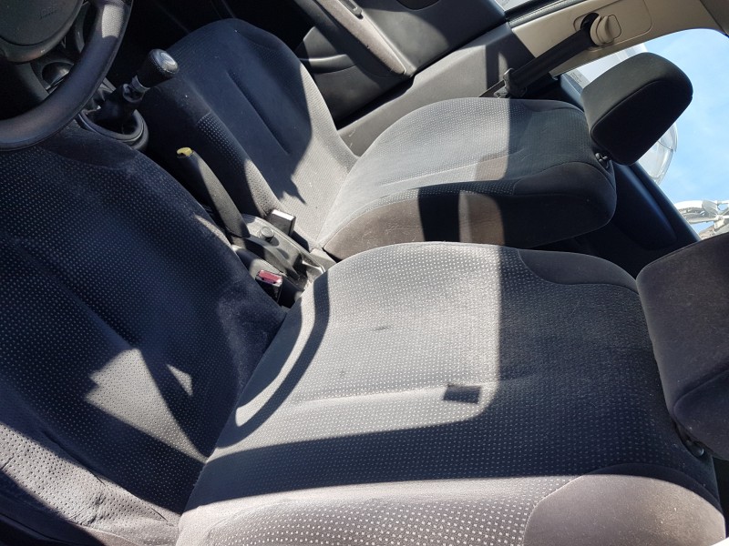 citroen c4 berlina del año 2007