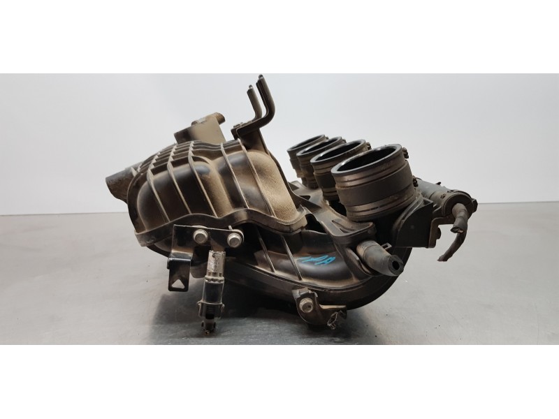 Recambio de colector admision para kia carens (un) emotion referencia OEM IAM 2831025071  