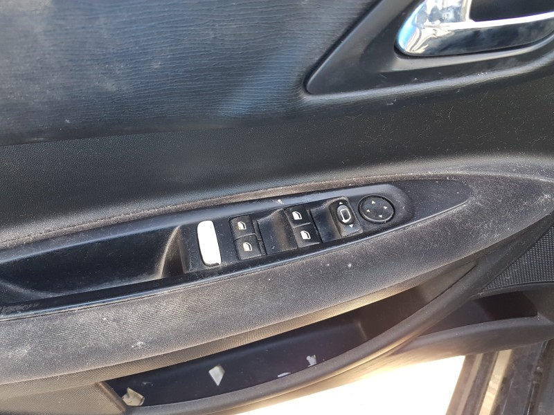 citroen c4 berlina del año 2007