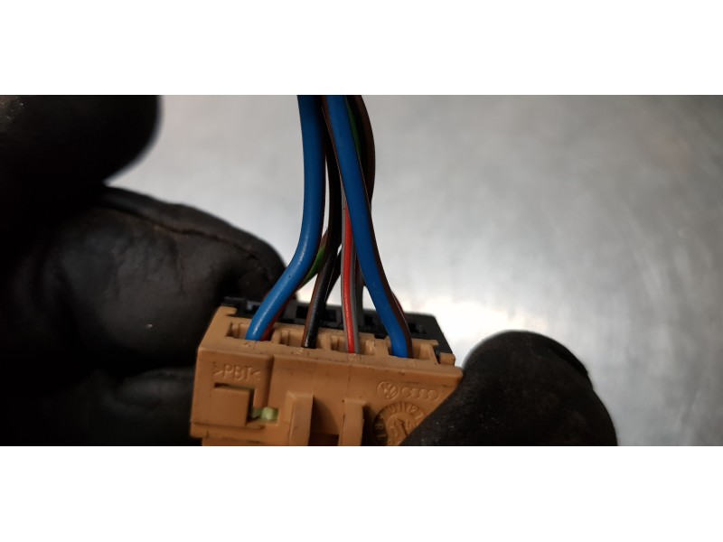 Recambio de columna direccion para audi a8 (4e2) 4.0 tdi quattro referencia OEM IAM 4E0419501AA  