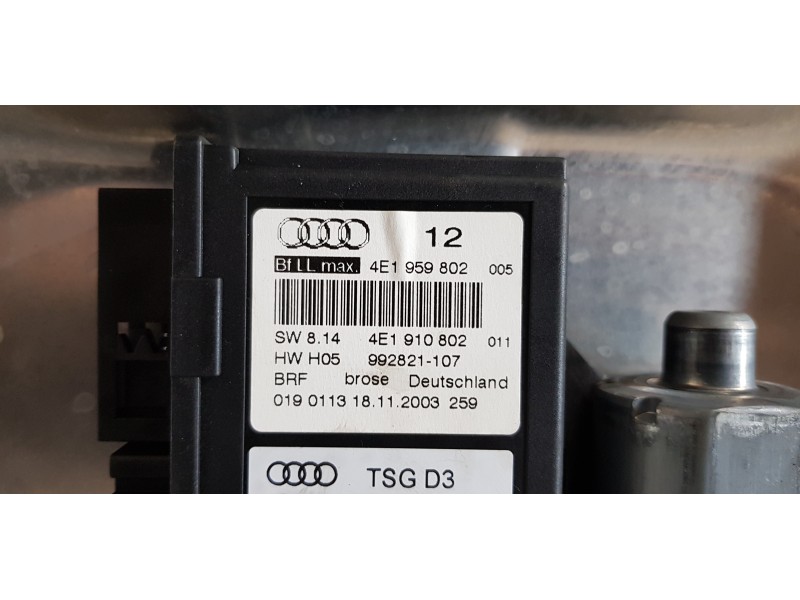 Recambio de elevalunas delantero derecho para audi a8 (4e2) 4.0 tdi quattro referencia OEM IAM 4E1959802  
