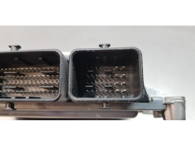 Recambio de centralita motor uce para renault megane iv berlina 5p experience referencia OEM IAM 237106288R  