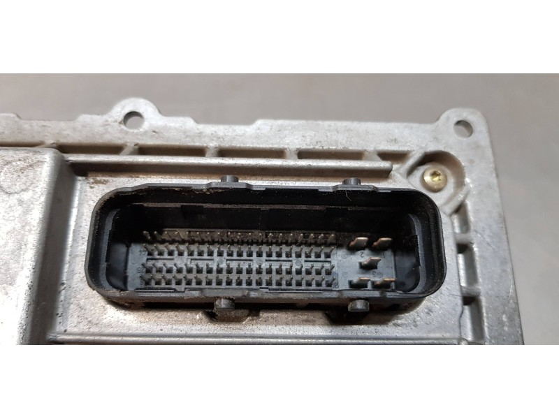 Recambio de centralita motor uce para smart coupe edition bluemotion referencia OEM IAM 0003107V007  