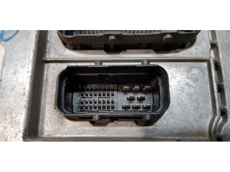 Recambio de centralita motor uce para smart coupe edition bluemotion referencia OEM IAM 0003107V007  