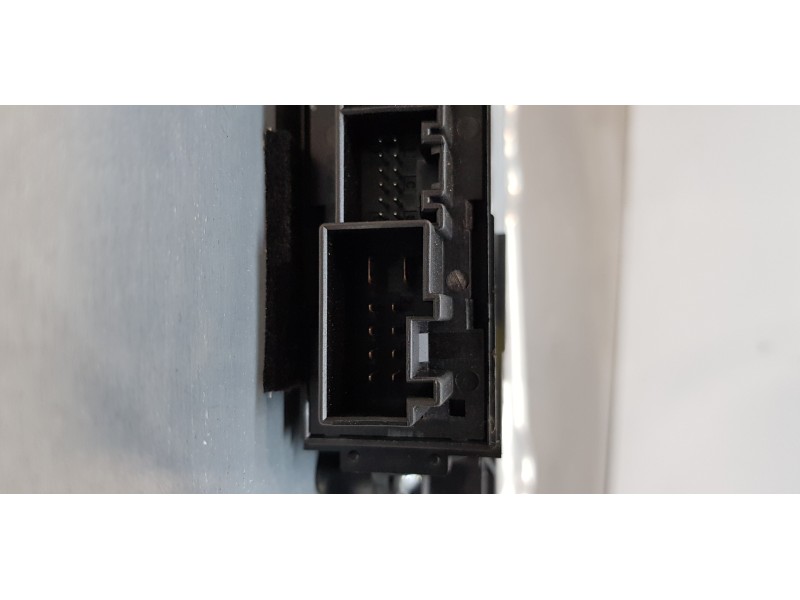 Recambio de elevalunas trasero derecho para audi a8 (4e2) 4.0 tdi quattro referencia OEM IAM 4E0839850  