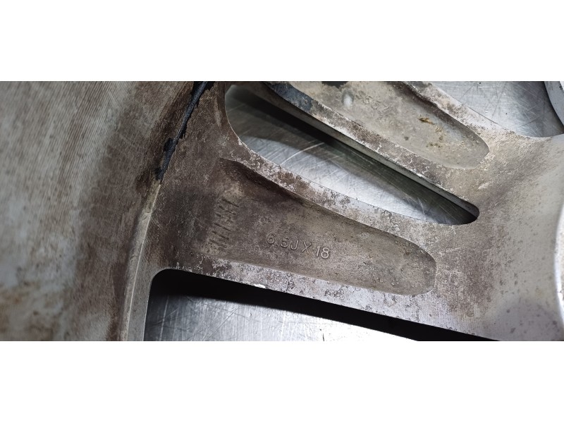 Recambio de llanta para hyundai ix35 style awd referencia OEM IAM 529102S300  