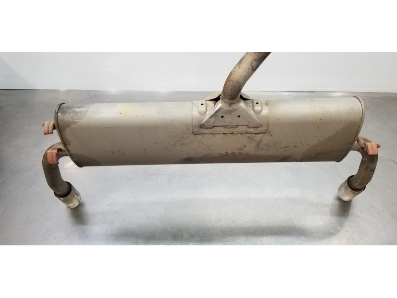 Recambio de silenciador trasero para land rover discovery sport pure referencia OEM IAM LR101983 D3C3L GK725K254CF