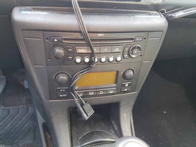 citroen c4 berlina del año 2007