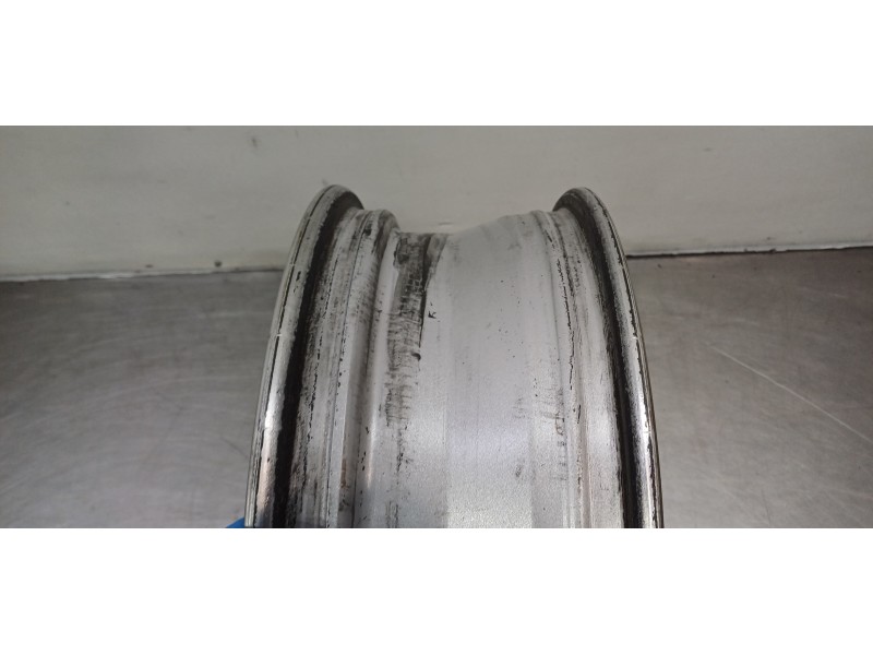 Recambio de llanta para hyundai ix35 style awd referencia OEM IAM 529102S300  