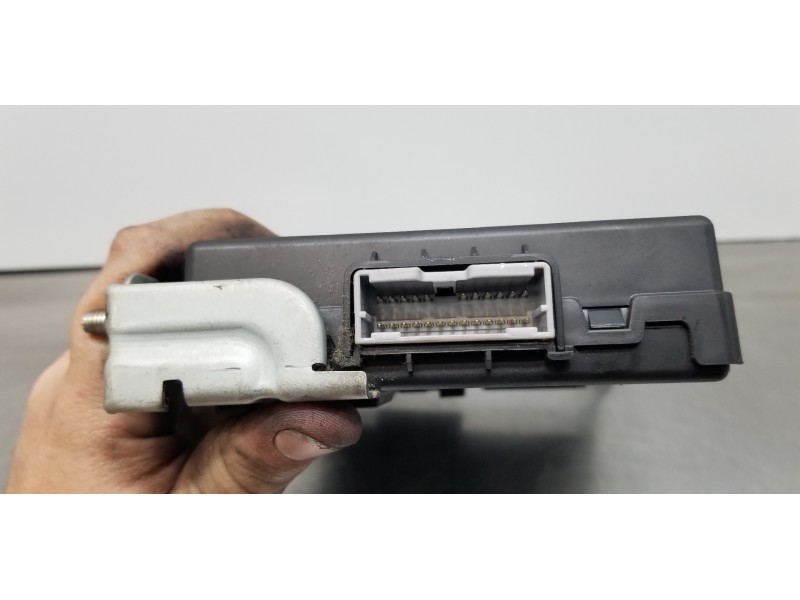 Recambio de modulo electronico para kia carens ( ) emotion referencia OEM IAM 95400A4CD0  