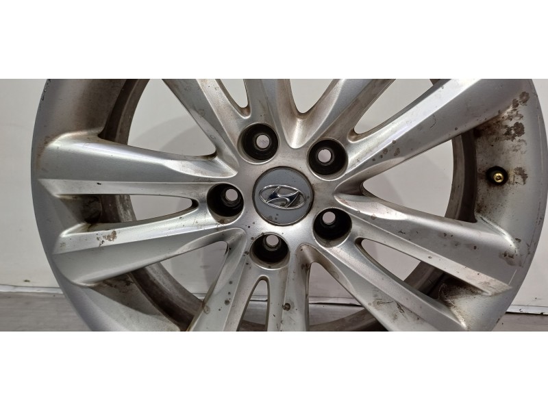 Recambio de llanta para hyundai ix35 style awd referencia OEM IAM 529102S300  