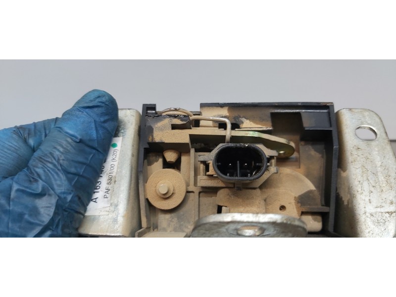 Recambio de cerradura maletero / porton para mercedes clase m (w163) 270 cdi (163.113) referencia OEM IAM A1637400235   Recambio de cerradura maletero / porton para mercedes clase m (w163) 270 cdi (163.113) referencia OEM IAM A1637400235