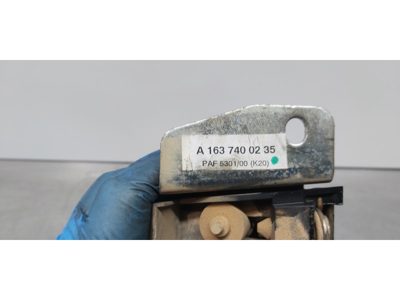 Recambio de cerradura maletero / porton para mercedes clase m (w163) 270 cdi (163.113) referencia OEM IAM A1637400235   Recambio de cerradura maletero / porton para mercedes clase m (w163) 270 cdi (163.113) referencia OEM IAM A1637400235