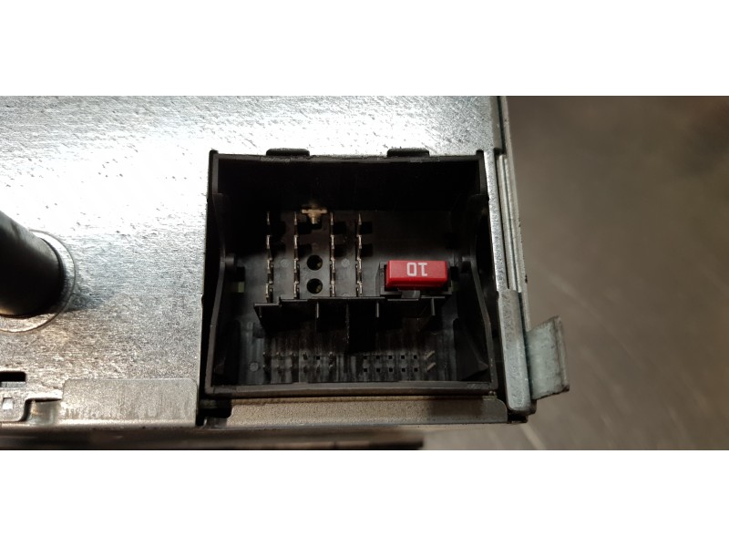 Recambio de sistema audio / radio cd para volkswagen t5 transporter/furgoneta caja cerrada referencia OEM IAM 7H0035152J  