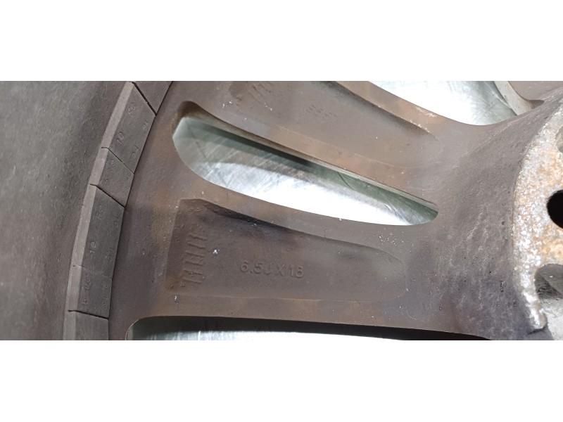 Recambio de llanta para hyundai ix35 style awd referencia OEM IAM 529102S300  