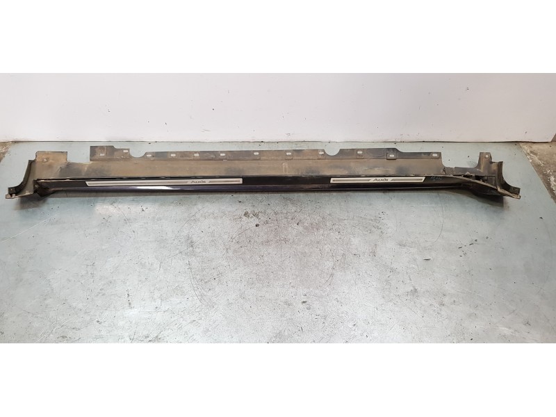 Recambio de faldon lateral para audi a8 (4e2) 4.0 tdi quattro referencia OEM IAM 4E0853859D  