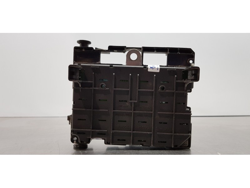 Recambio de caja reles / fusibles para peugeot 307 (s1) xr referencia OEM IAM 9650664080   Recambio de caja reles / fusibles para peugeot 307 (s1) xr referencia OEM IAM 9650664080