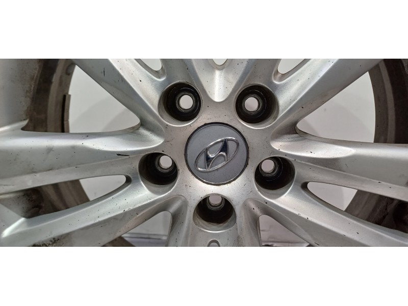 Recambio de llanta para hyundai ix35 style awd referencia OEM IAM 529102S300  