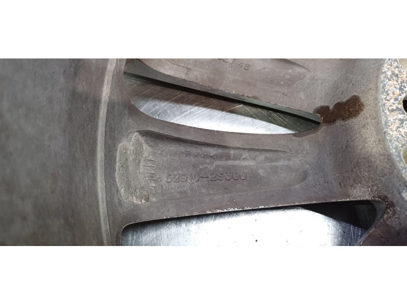 Recambio de llanta para hyundai ix35 style awd referencia OEM IAM 529102S300  