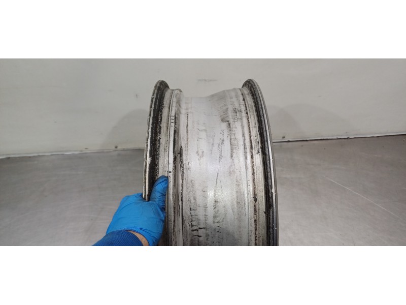 Recambio de llanta para hyundai ix35 style awd referencia OEM IAM 529102S300  