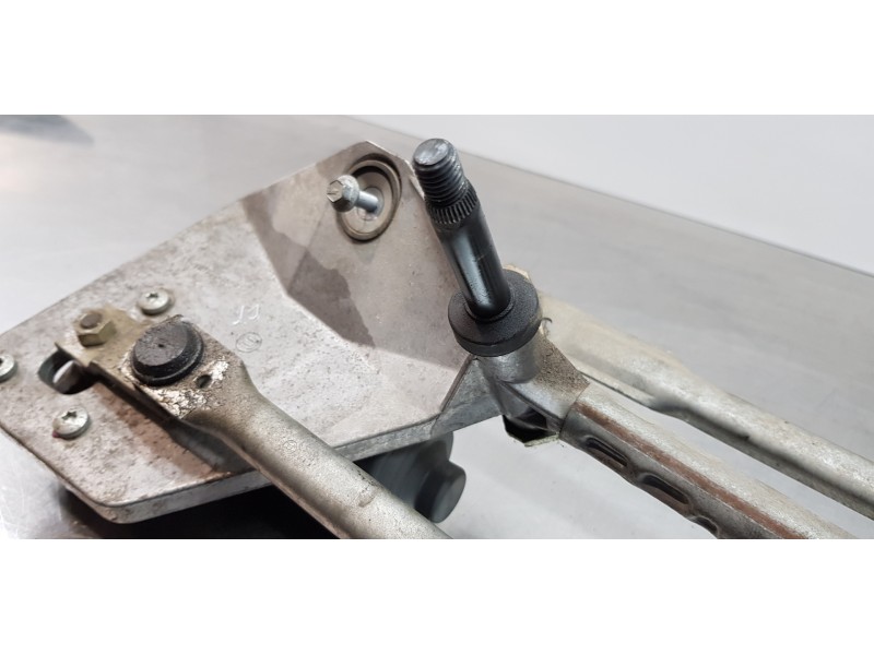 Recambio de motor limpia delantero para ford kuga (cbv) trend referencia OEM IAM 1709010 8V4117504AC 8V4117508AA Recambio de motor limpia delantero para ford kuga (cbv) trend referencia OEM IAM 1709010 8V4117504AC 8V4117508AA