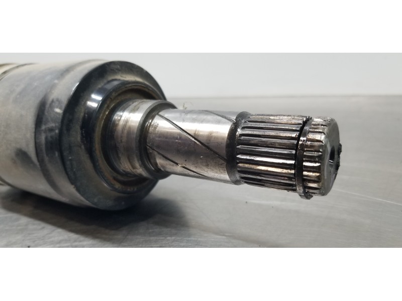 Recambio de transmision trasera derecha para land rover discovery sport pure referencia OEM IAM LR060412 FK724B402AB 